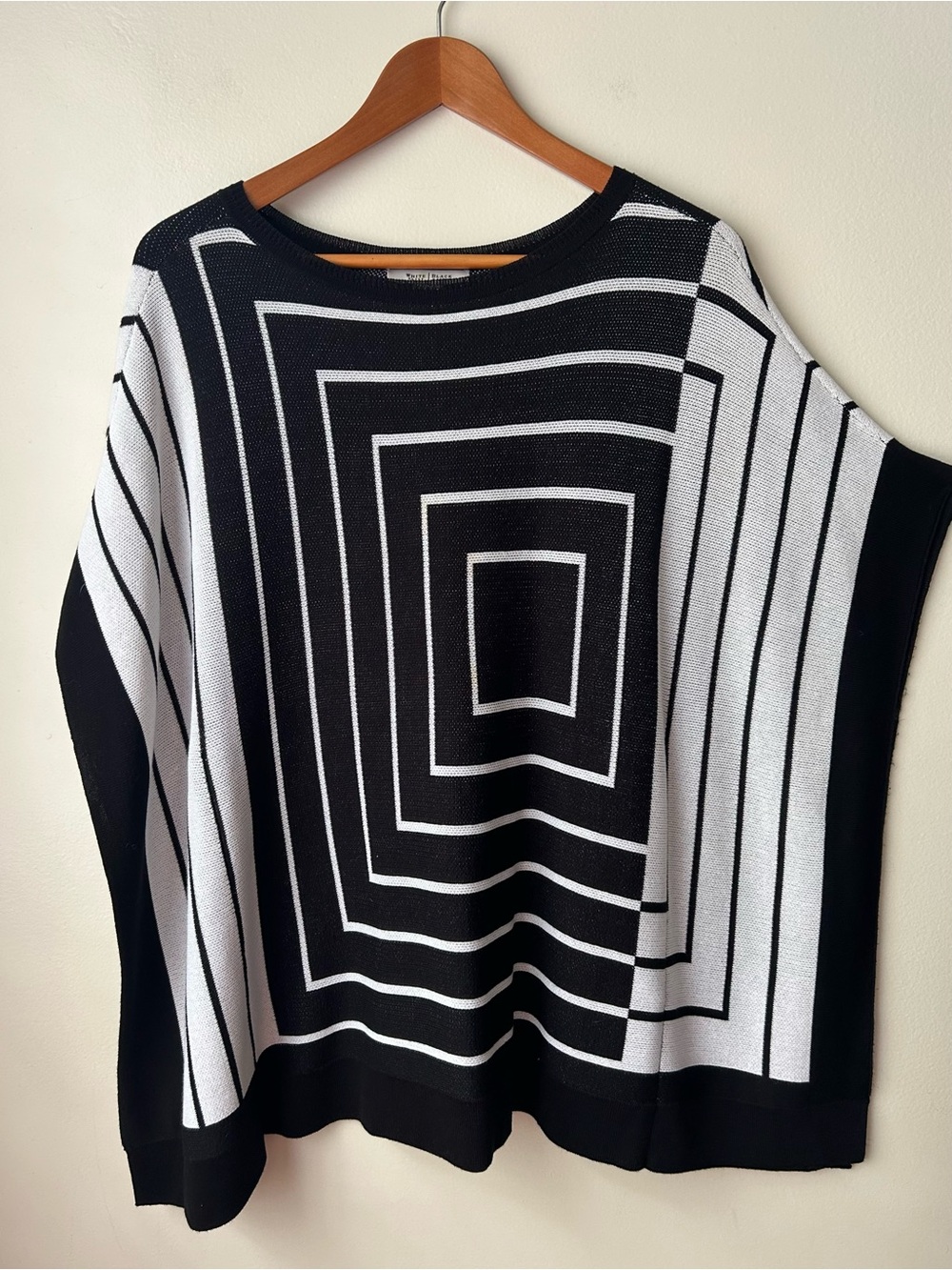 White House Black Market Black & White Geometric Knit Poncho Sweater